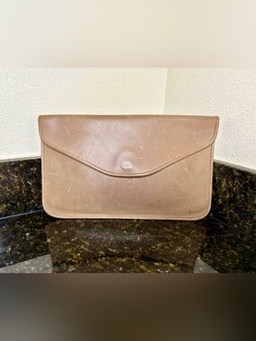 Vintage Michael Green Seattle Taupe Leather Travel Clutch Envelope Style Bag